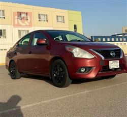 نيسان فيرسا